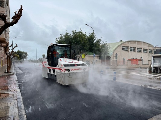 Vila-real mejora el firme de varias calles y adecua dos aparcamientos con el excedente de material 