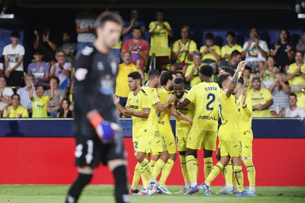 El Villarreal iguala el mejor arranque goleador de su historia