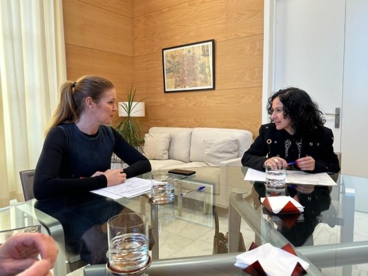 Comunitat y Madrid comparten estrategias para impulsar un modelo social que favorece el aumento de plazas residenciales
