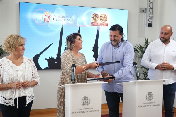 El Gobierno municipal apuesta por mantener el campamento festero en su ubicación de la Rambla de forma permanente