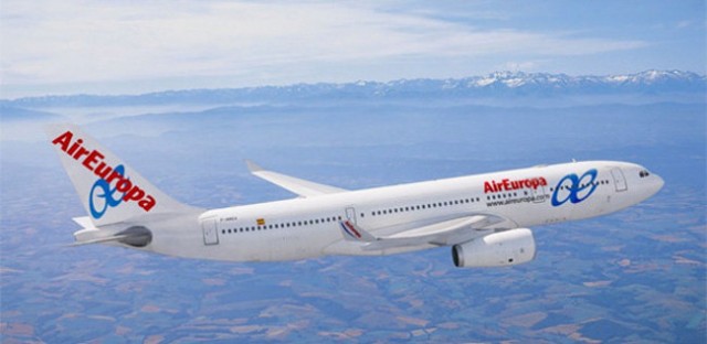 El Valencia cambia de compañía aérea