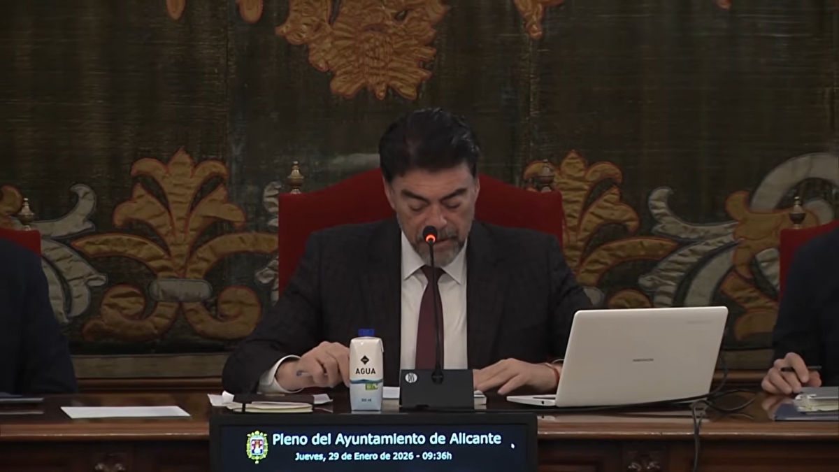 Barcala abre un expediente por la concesión de VPO en San Juan y acudirá a Fiscalía si hay anomalías