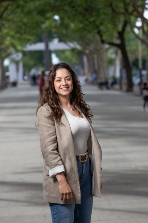 Projecte Oliva expulsa a Maria Bertomeu por el 