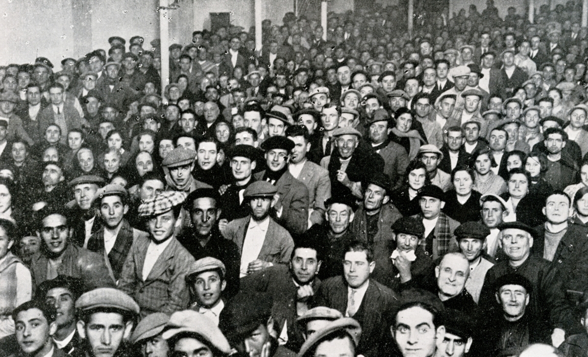 Un acto del cine Cervantes, en Semana Gráfica.