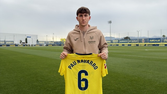 Pau Navarro escoge el '6' como su nuevo dorsal del primer equipo