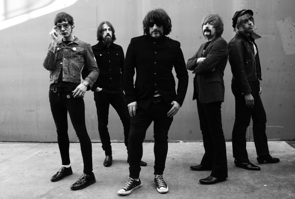 El Grau de Castelló 'adopta' el festival Timebomb y se llena de rock con Nube Naranja o Lie Detectors
