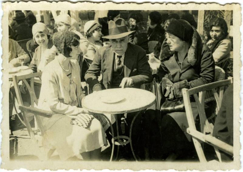 Un paseo por Cartagena (años 20), del AGRM - Un paseo por Cartagena (años 20), del AGRM