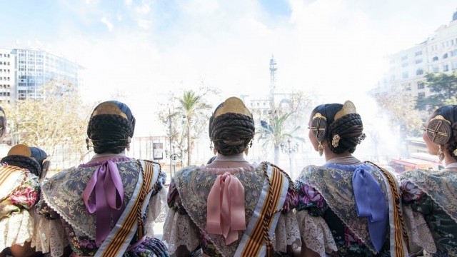 La Diputació incrementa las ayudas a las comisiones falleras de la provincia hasta los 465.000 euros