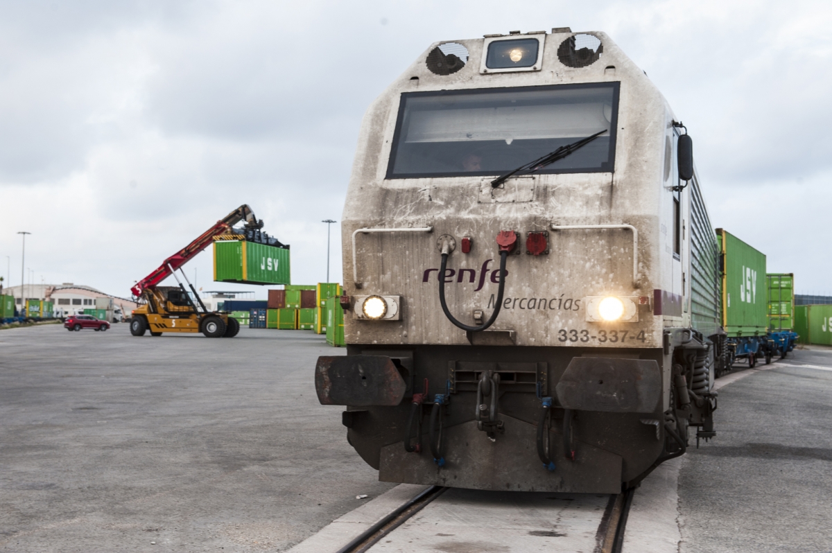 El Puerto cierra 2025 con un incremento del 12% en mercancía general pese al retroceso del tráfico global