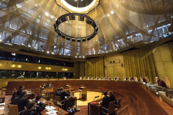 Bruselas expedienta a España por no simplificar requisitos de información de alimentos, ruido y derecho de pacientes