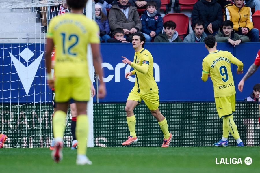 Gerard Moreno celebra un gol de penalti ante Osasuna, en El Sadar. - Foto: LALIGA Gerard Moreno celebra un gol de penalti ante Osasuna, en El Sadar.