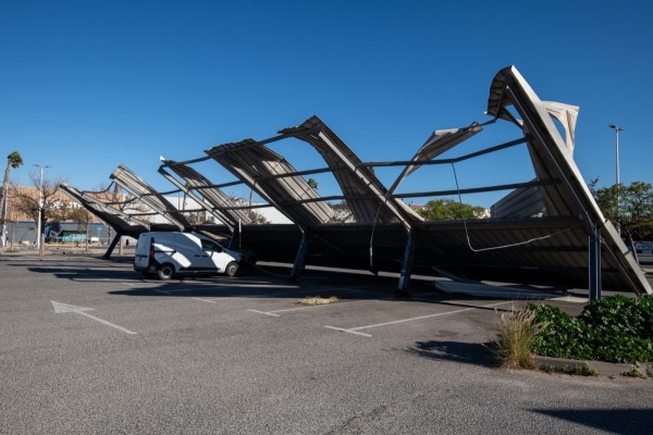 Aemet sube a nivel naranja el aviso en Alicante por fenómenos costeros