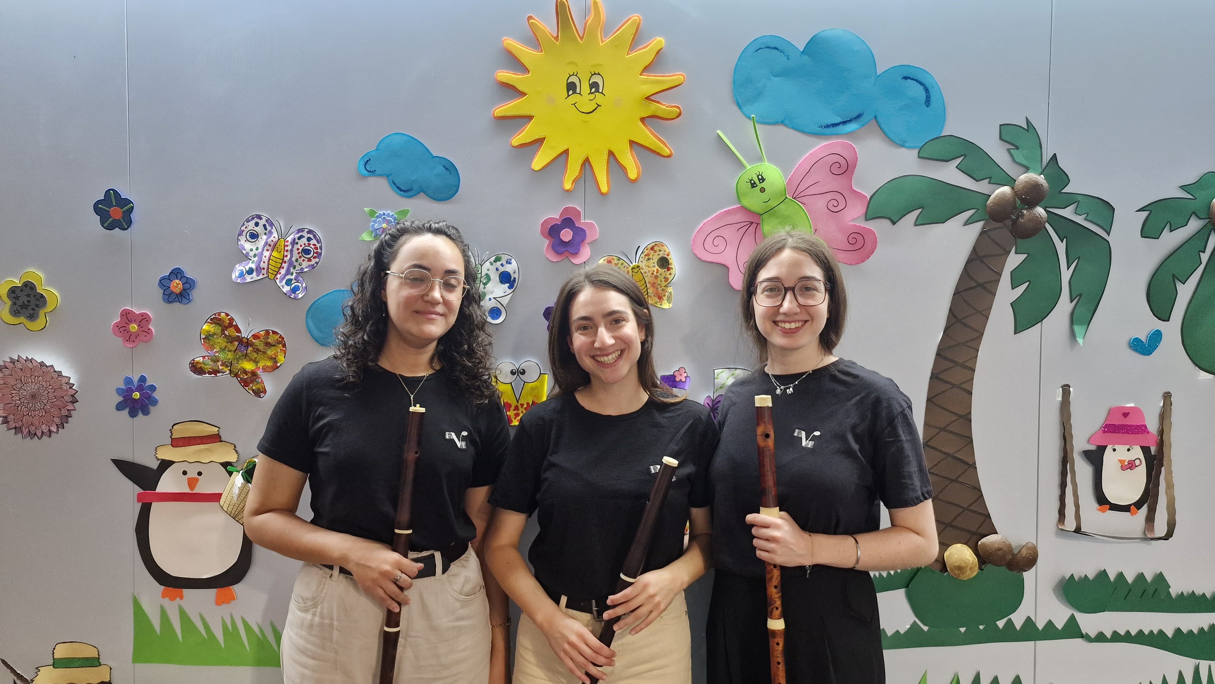 Estudiantes del Conservatorio Superior realizan en el Hospital Provincial actuaciones musicales en vivo