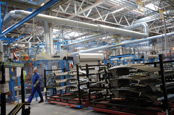 El PMI manufacturero de España extiende su deterioro a enero y marca mínimos desde abril de 2025