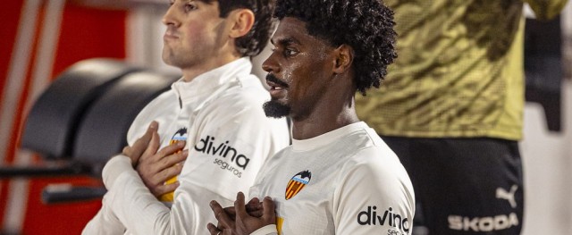 Thierry Rendall avanza en su recuperación y completa una parte del entrenamiento con el grupo