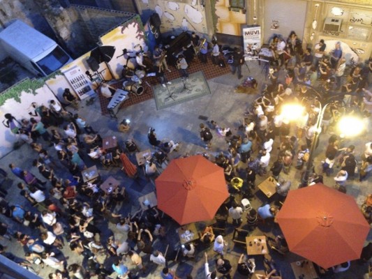 El festival MUV! abre su VIII edición con una muestra que reivindica la música como refugio emocional