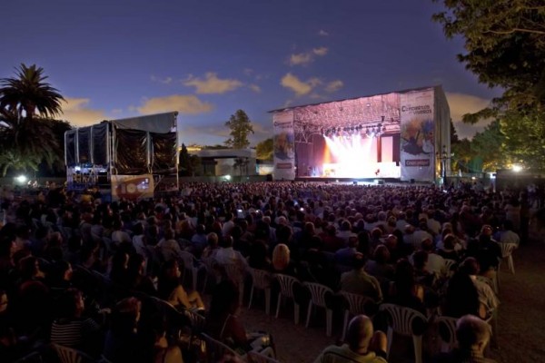 Anastacia, The Alan Parsons Project y El Barrio se suman a la Feria de Julio