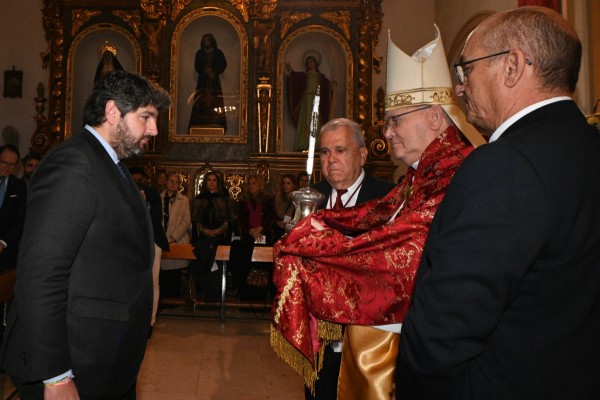 Abanilla arranca el Año Jubilar para celebrar el 500 aniversario de la reliquia del Lignum Crucis
