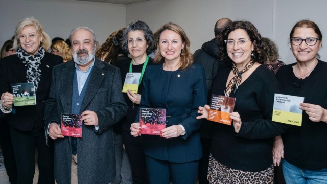 Castelló respalda a la asociación de celiacos de la Comunitat en la inauguración de su nueva sede local