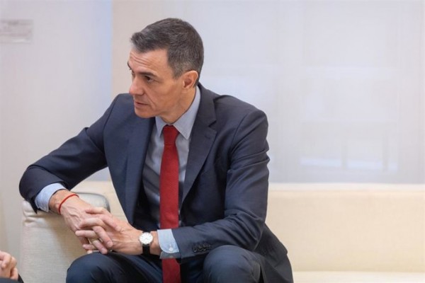 El Gobierno se decanta finalmente por aprobar hoy dos decretos, uno de pensiones y otro con el escudo social