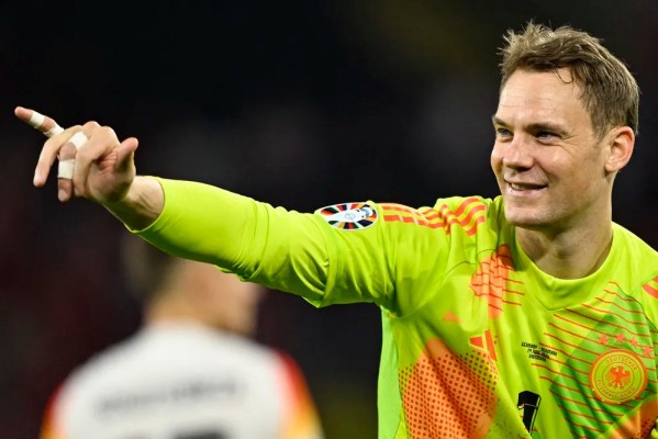 Manuel Neuer espera que su retirada de la selección alemana no afece a su futuro en el Bayern
