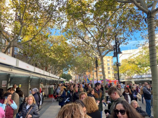 Fundació Horta Sud, Caixa Popular y Cáritas suman fuerzas para reactivar el comercio local tras la Dana