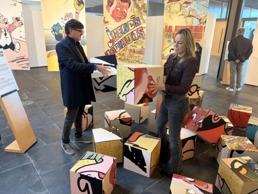 El Auditori de Castelló despide la exposición del dibujante Karpa con una visita guiada y un taller creativo