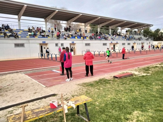 Gonzalo García, del UCAM Alcantarilla, bate con 14 años el récord sub-16 de 60 metros vallas