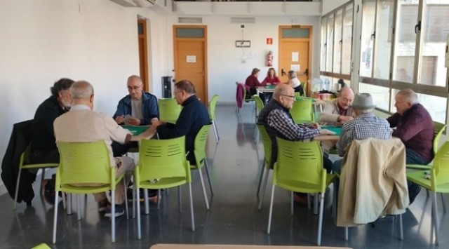Alcoy adjudica a Mobial Equipamientos la renovación de mobiliario en los cinco centros de mayores