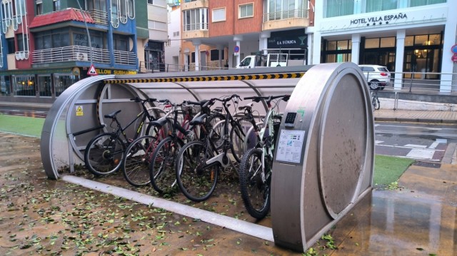 Benidorm rehace los pliegos de los aparcabicis tras un recurso ante el TACRC