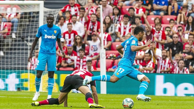 El Valencia sólo ha ganado una de sus once visitas al Nuevo San Mamés