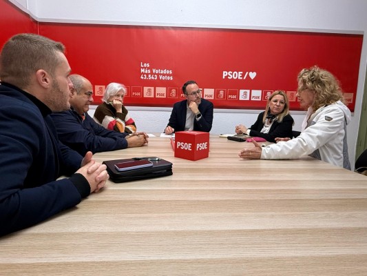 El PSOE de Elche asegura que hay casi 900 personas en lista para 285 plazas de residencias de mayores