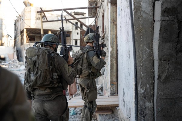 Hamás acusa a militares israelíes de quemar ejemplares del Corán en Gaza
