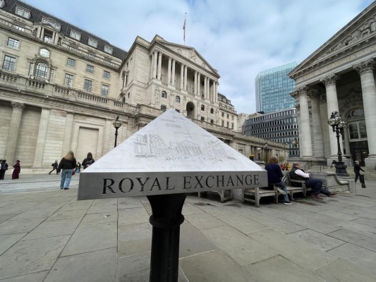 El Banco de Inglaterra mantiene tipos en el 3,75%