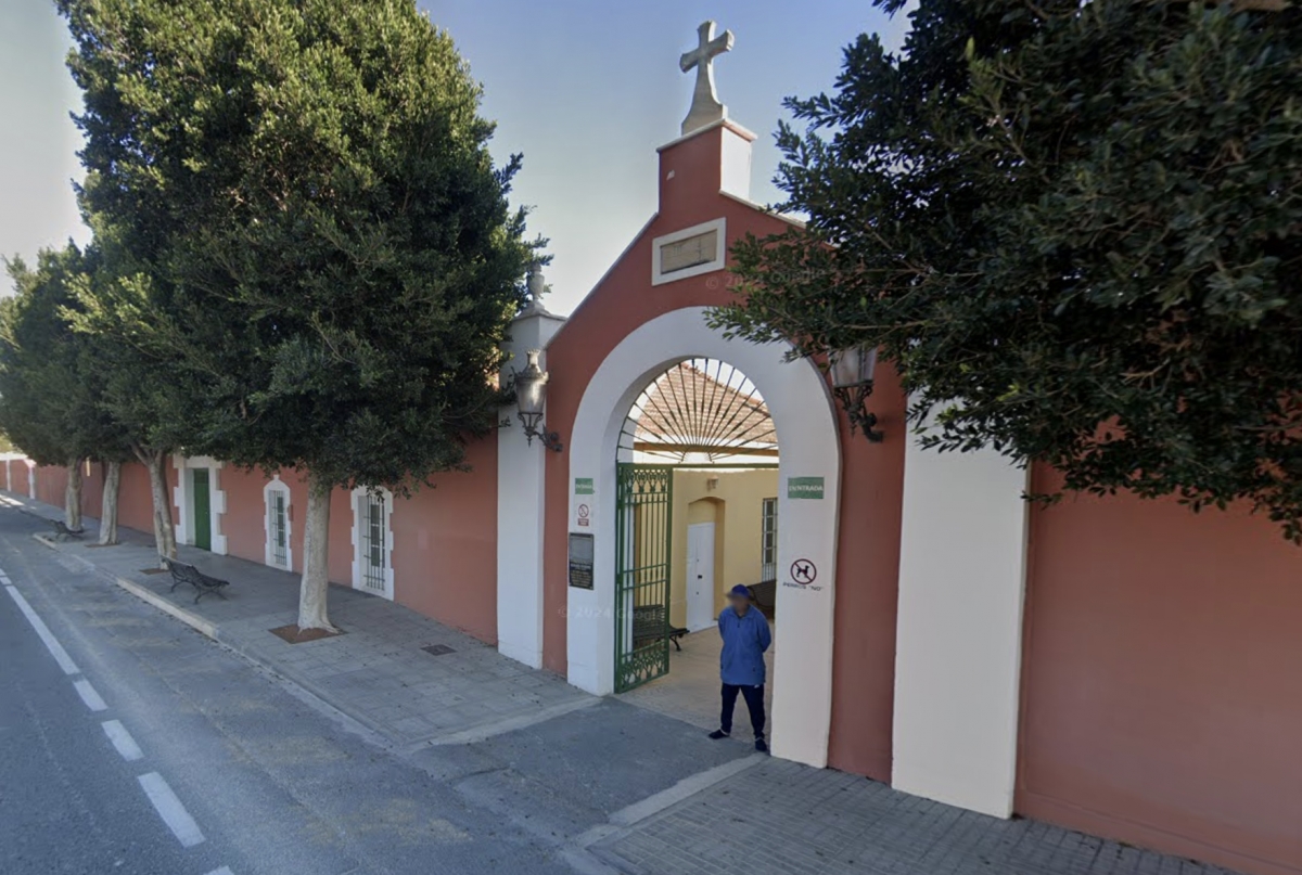 Novelda da el primer paso para la construcción de 128 nichos y 170 columbarios en el cementerio municipal