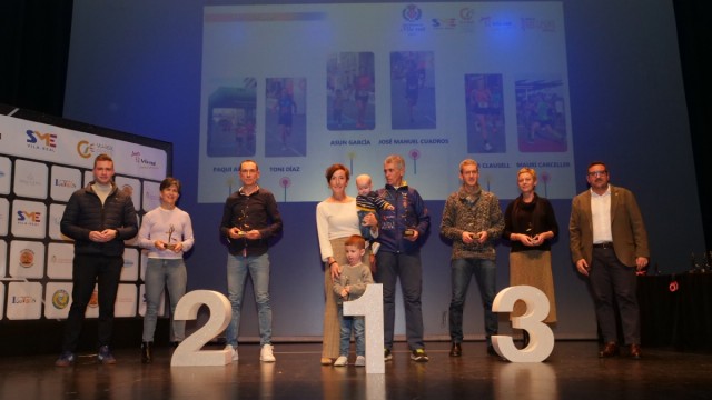 Vila-real reconoce el esfuerzo y la pasión por el 'running' en la Gala de Carreras Populares