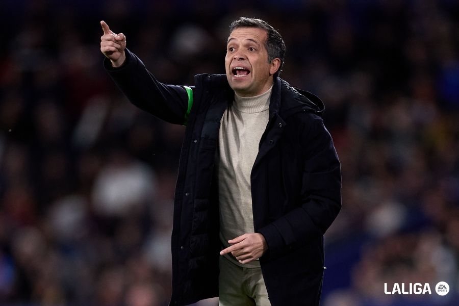 Castro, a un empate de igualar los puntos de Calero en ocho partidos menos