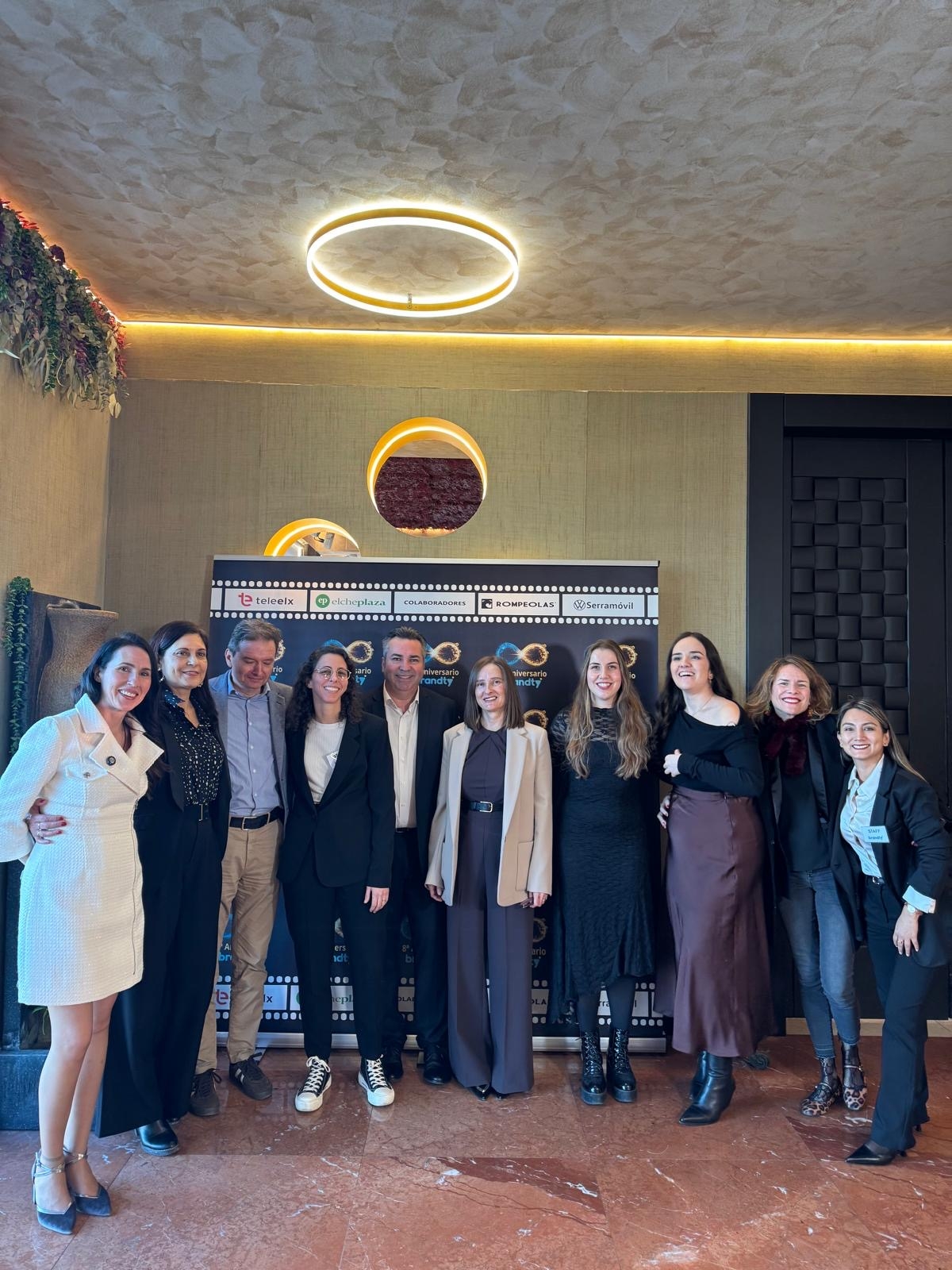 Más de 100 empresas se reúnen en Elche para celebrar el octavo aniversario de Brandty. 