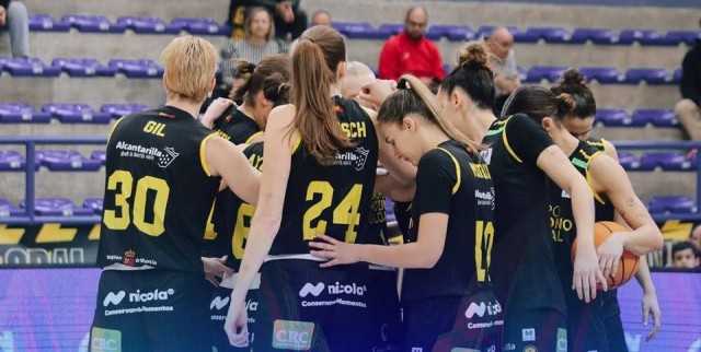 El Hozono Jairis juega en San Sebastián reforzado por su buena racha y la paliza al Granca