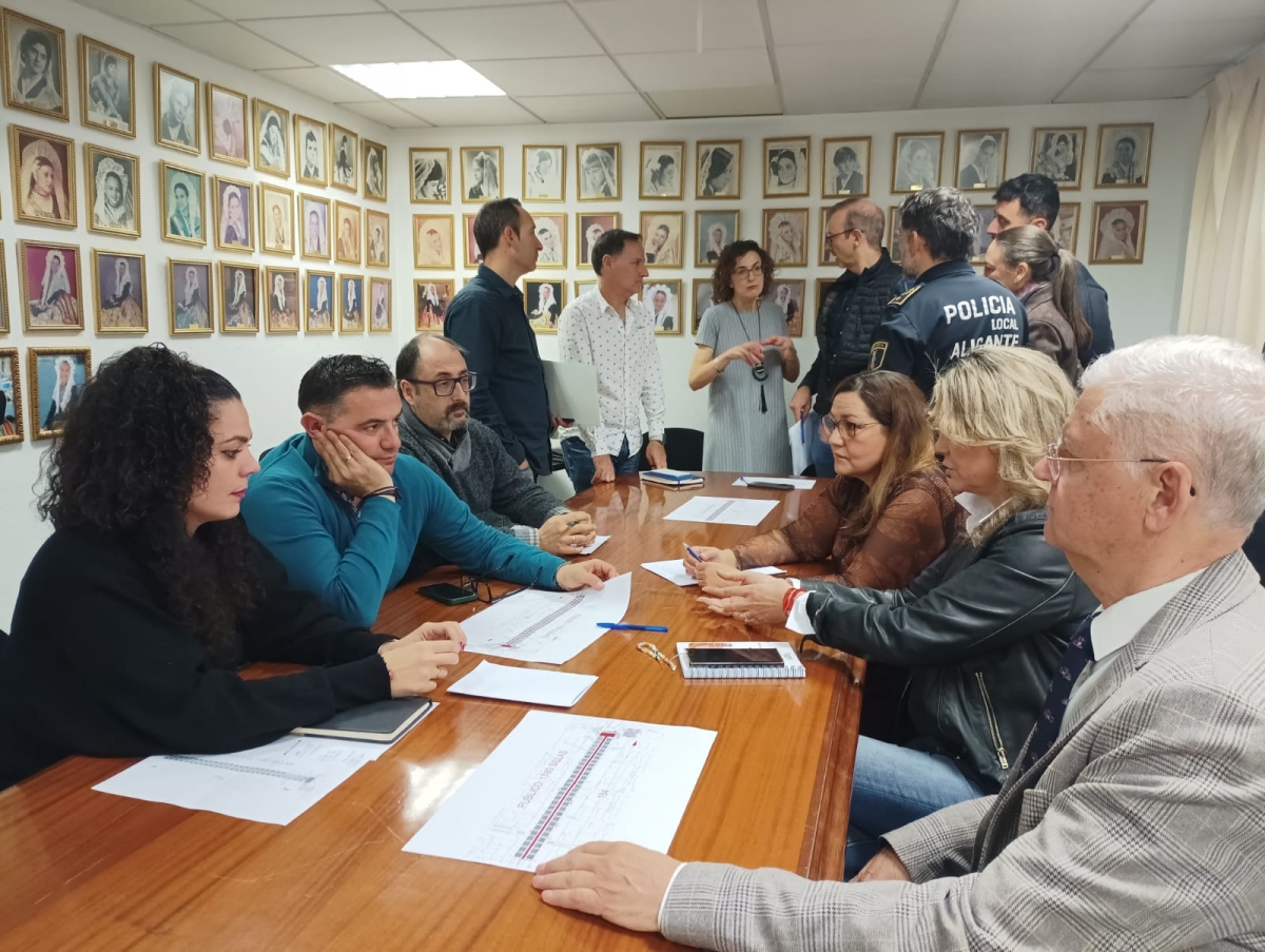 Ayuntamiento y Federació acuerdan que la Rambla acoja las galas de las candidatas a Bellesa del Foc