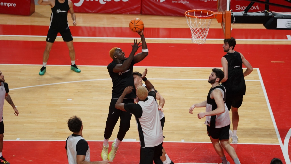 El Caesa Cartagena recibe al Inverady Gipuzkoa en su pelea por permanecer en Primera FEB
