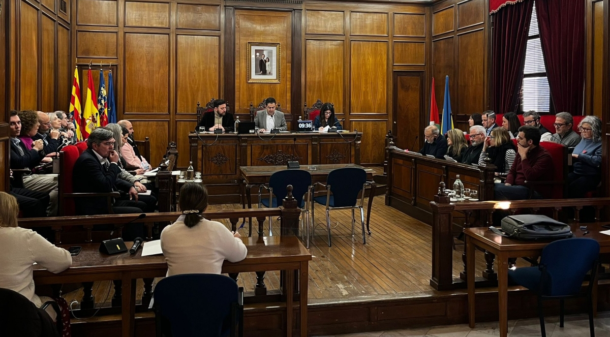 Alcoy busca atraer al turismo de cruceros que llega a Alicante y trabajará en una oferta diferenciada