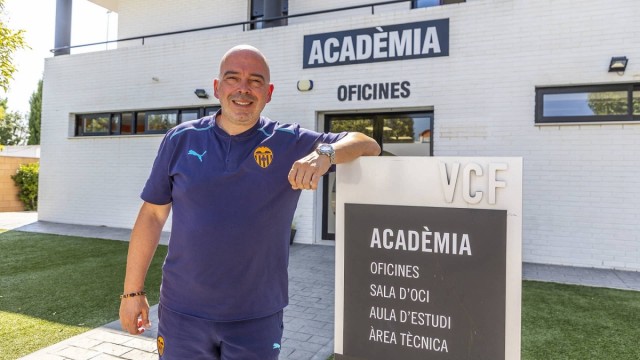 El Espanyol anuncia a Marco Otero, ex de la Academia VCF, como su nuevo director técnico