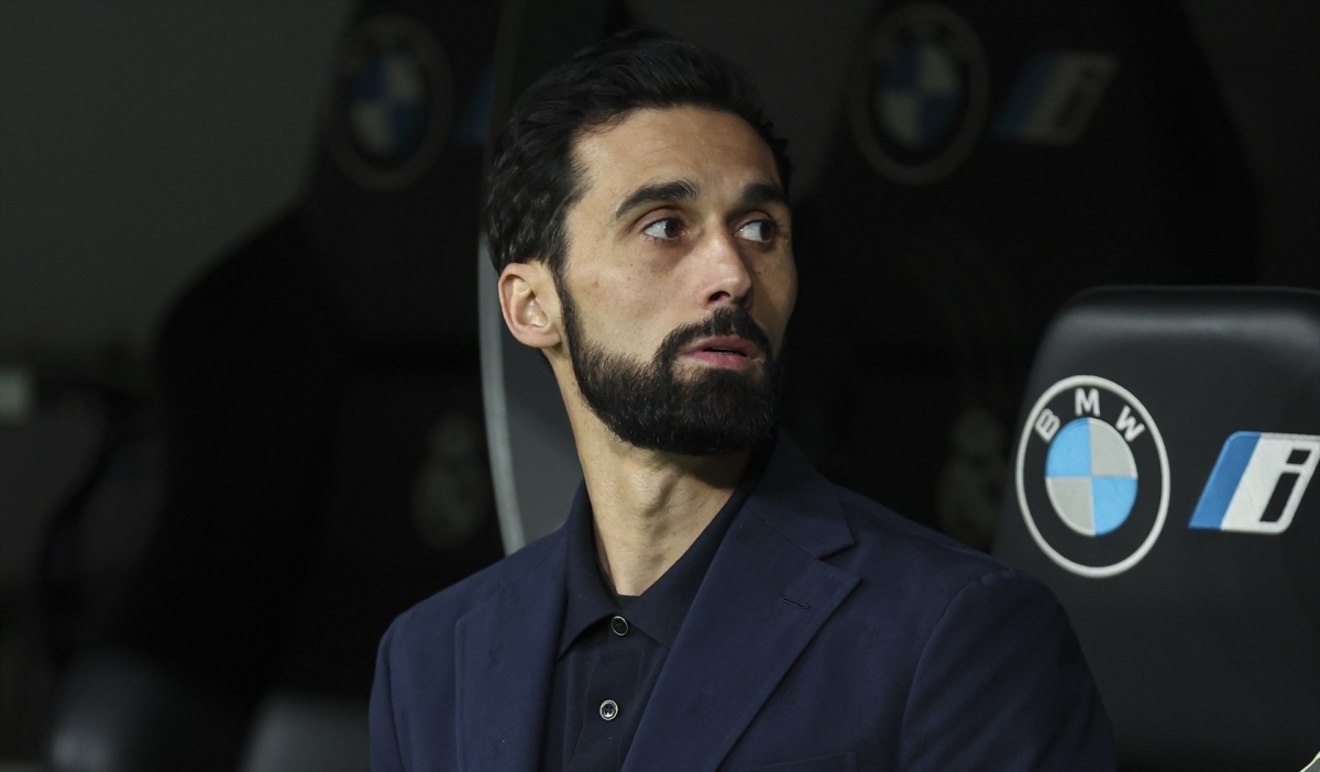 Arbeloa: “Ganar al Real Madrid será uno de los retos del año para el Valencia”