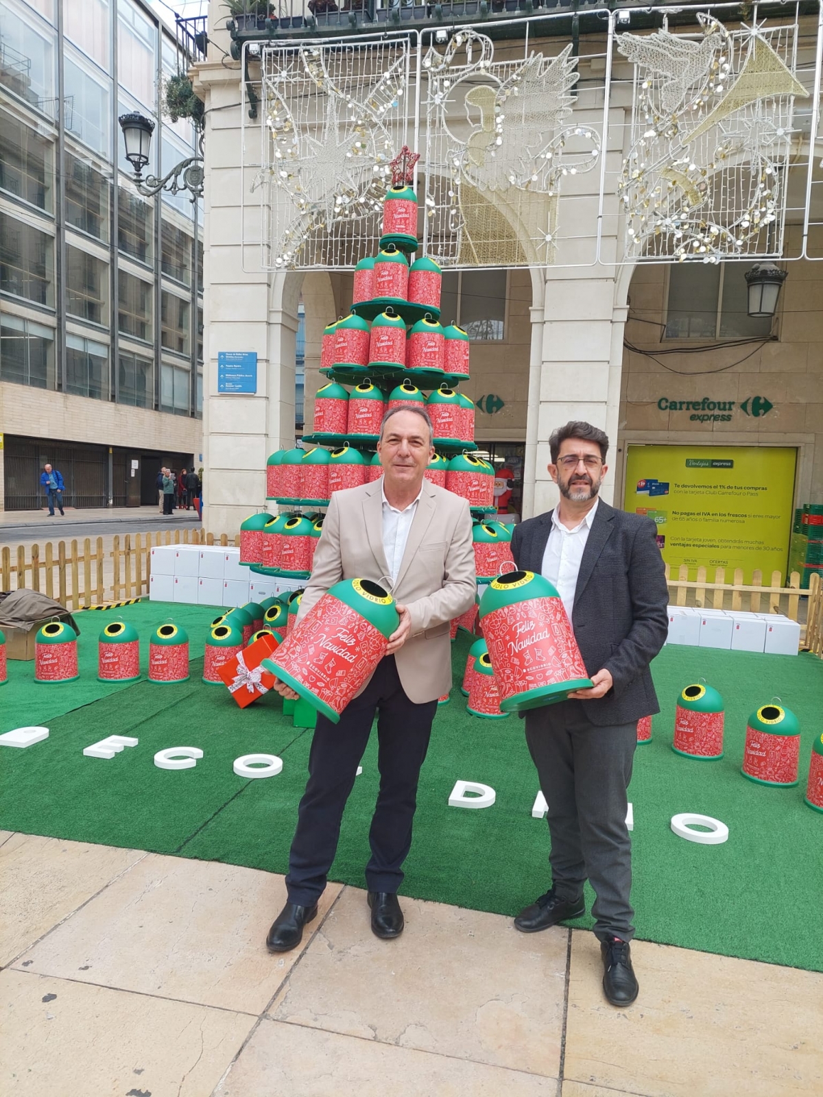 Alicante activa una campaña para reciclar envases de vidrio en cerca de 2.000 establecimientos hosteleros