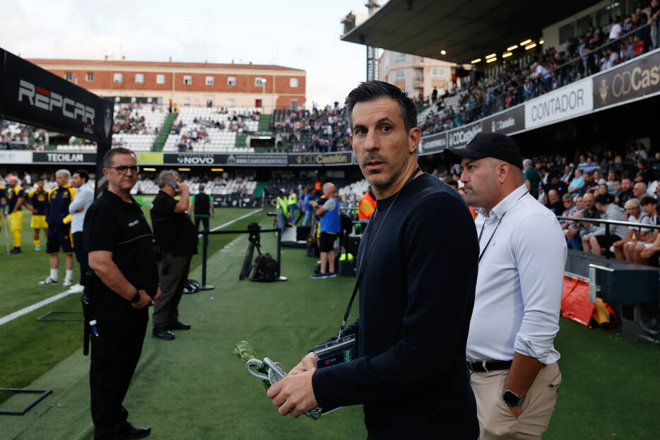El Castellón negocia la incorporación de otro atacante para apuntalar la plantilla