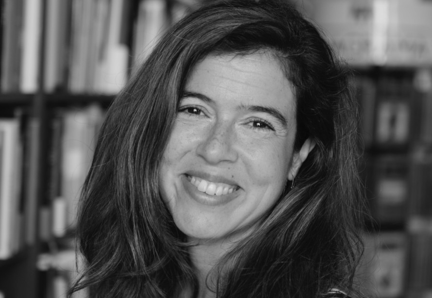 Marta Pérez-Carbonell: “Nos contamos historias para comprender quienes somos” 