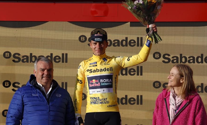 Evenepoel gana la Volta a la Comunitat Valenciana y Raúl García se adjudica la última etapa