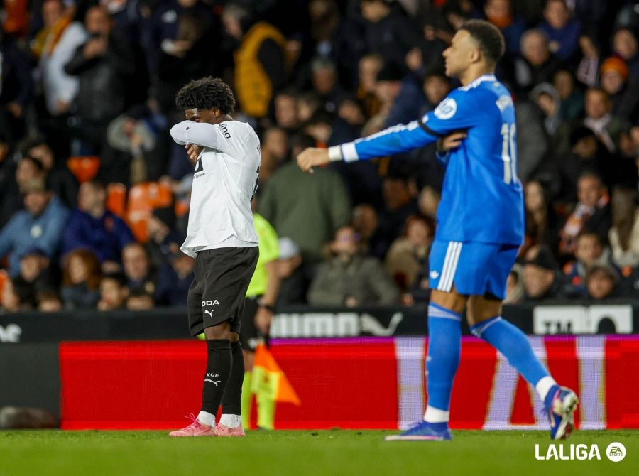 El recién recuperado Thierry, único lateral derecho disponible para las siguientes semanas