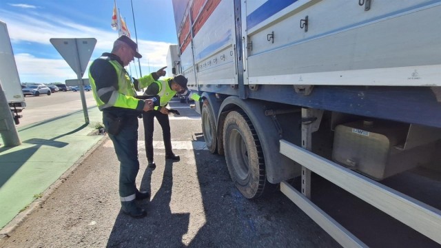 La DGT arranca una campaña especial de control a camiones y autobuses de la Región con más de 1.000 inspecciones